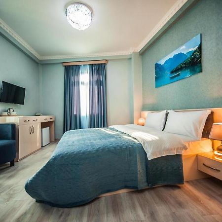 Musmore Boutique Hotel Tbilisi Buitenkant foto