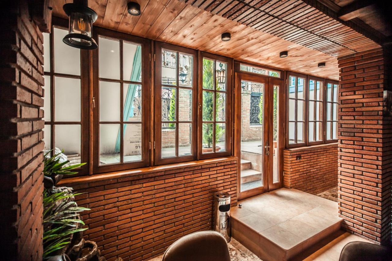 Musmore Boutique Hotel Tbilisi Buitenkant foto