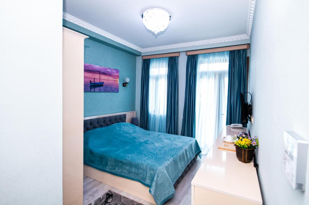 Musmore Boutique Hotel Tbilisi Buitenkant foto