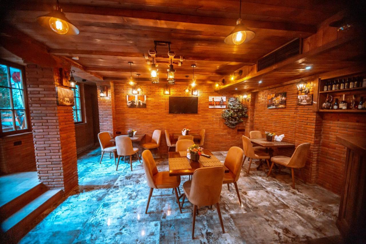 Musmore Boutique Hotel Tbilisi Buitenkant foto